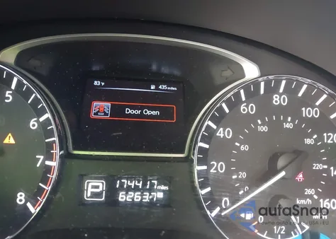 2015 Nissan Altima 2.5 S z USA, uszkodzony, nr VIN 1N4AL3AP1FC598718